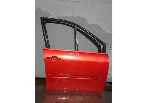дверка передня права Renault Scenic II